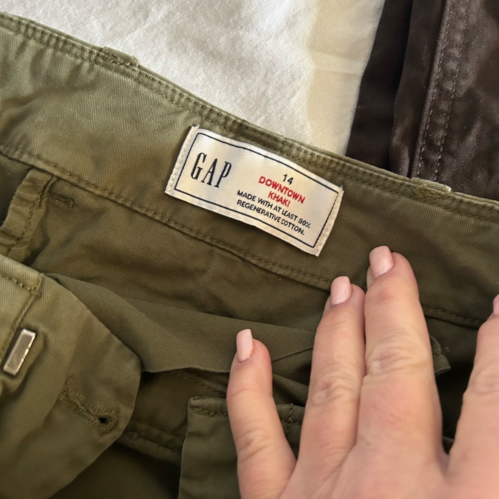 Gap Women Mid Rise Downtown Khakis army green size 14 - Picture 8 of 9